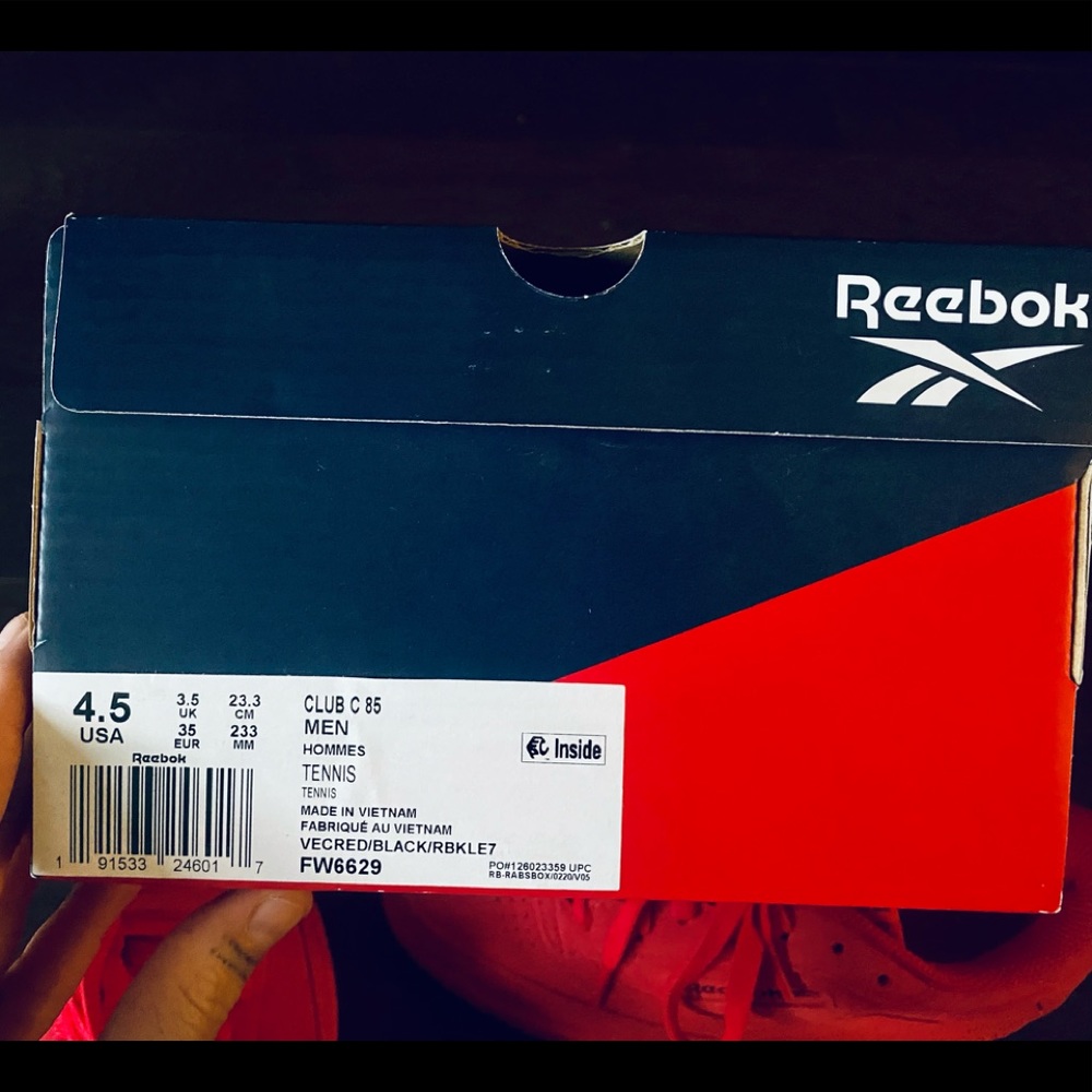 NWT Red Reebok Club C 85 sneakers - Picture 5 of 5